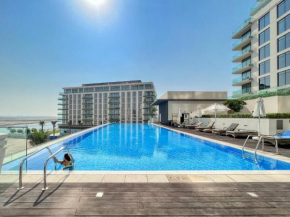 Chic 2 Bedroom Apartment I Dubai Creek Harbour Views I Parking, Gym, Pool & Wi-Fi I by Meerak